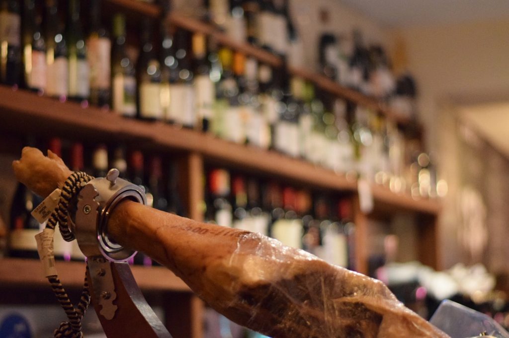 Cave du Cochon York wine bar 2