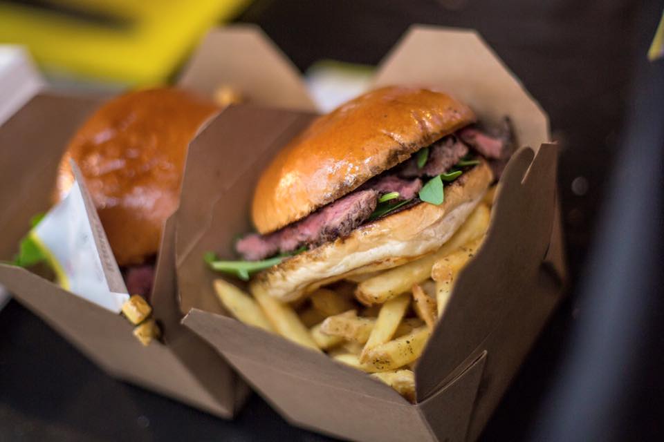 Shoot the bull street food hull