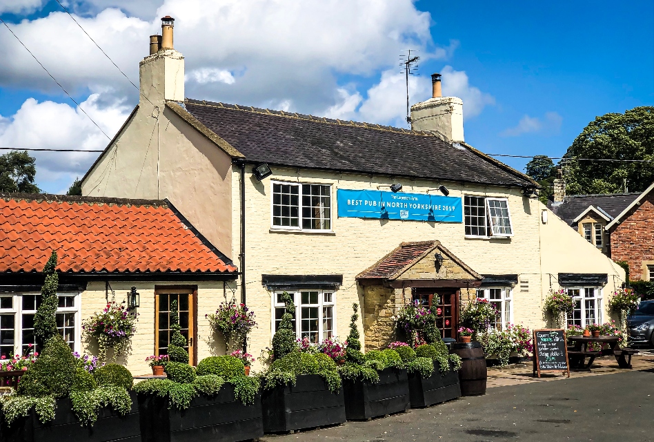 Carpenters Arms Felixkirk review outside