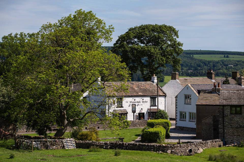 Wensleydale Heifer Boutique Hotel in Yorkshire Exterior