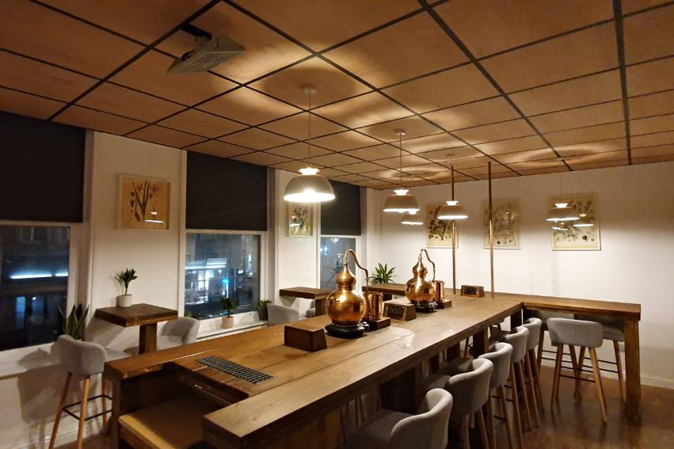 Liquor Studio Leeds Gin School Drinks Lab