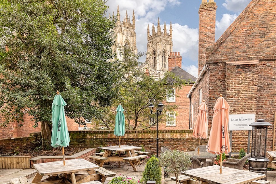 Lamb and Lion york beer garden re-opening April 2021
