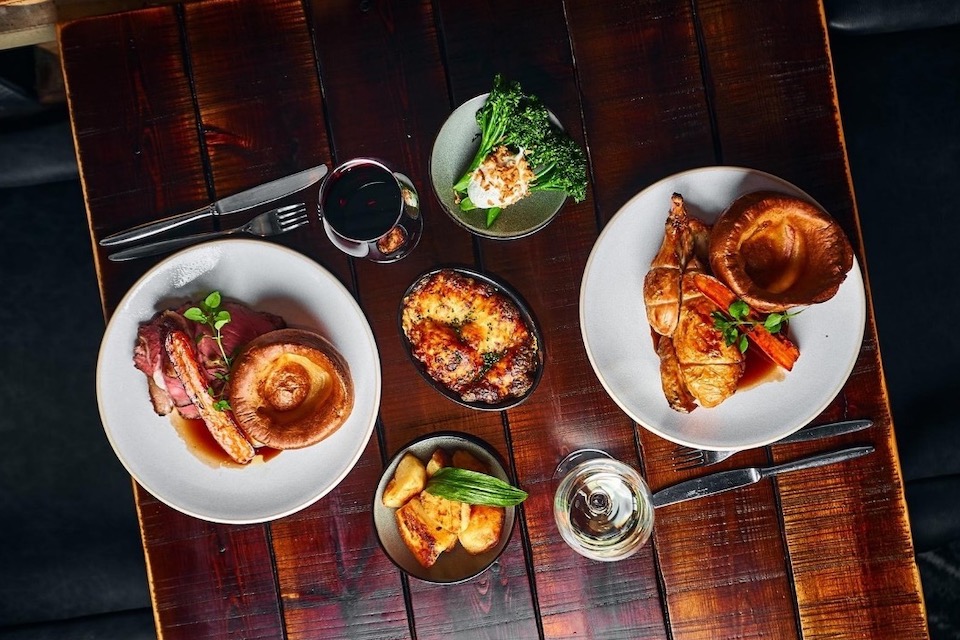 The Beehive Thorner - Sunday Roast