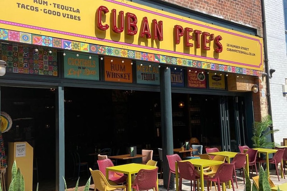 cuban-petes-hull-exterior