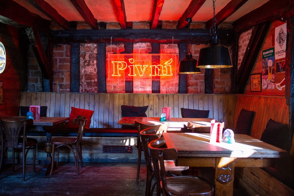 bars in york - pivni