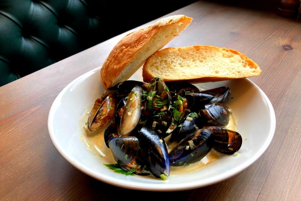 catch seadfood holmfirth - mussels 2