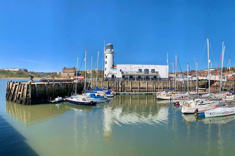 things to do in scarborough - scarborough harbour