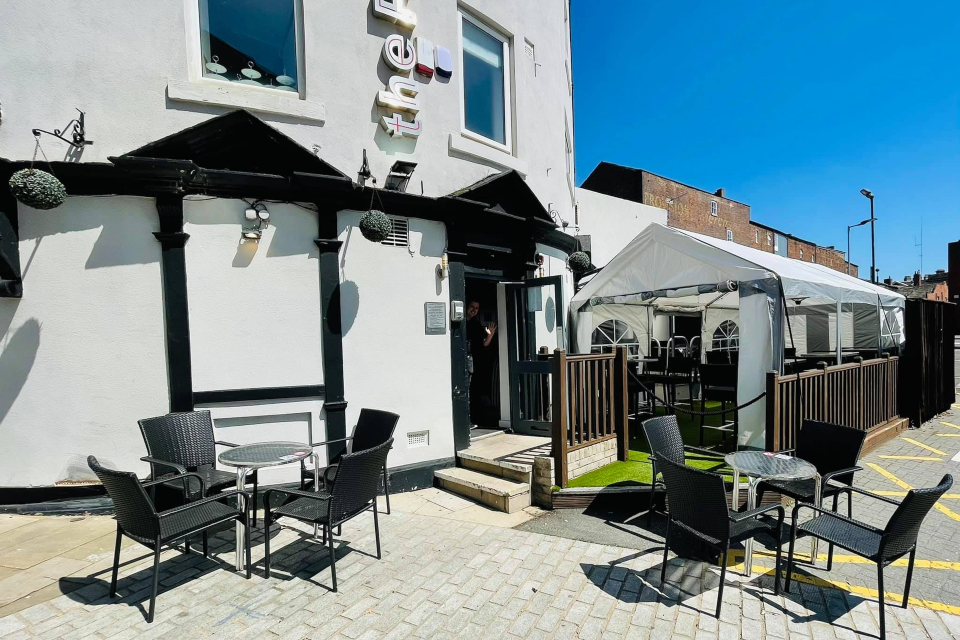 Bars in Wakefield, The Priory