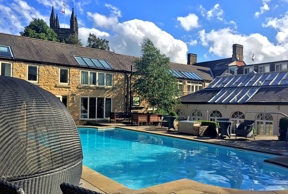 THE FEVERSHAM ARMS HOTEL IN HELMSLEY