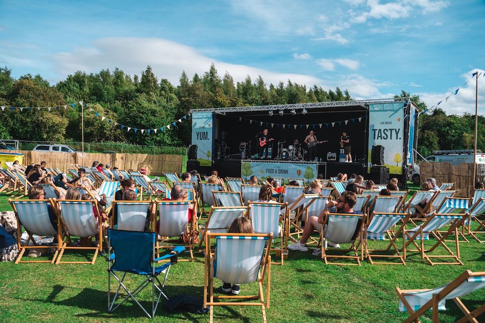 Riverside Food Festival Entertainment