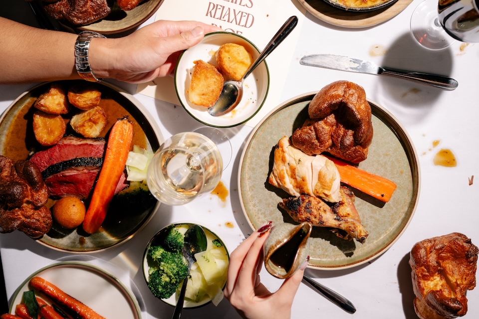 CrowdedHouse Sunday roast table scape