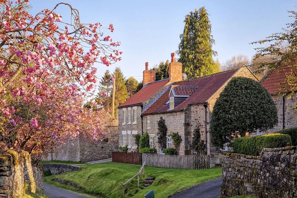 Hutton le Hole village spring shot