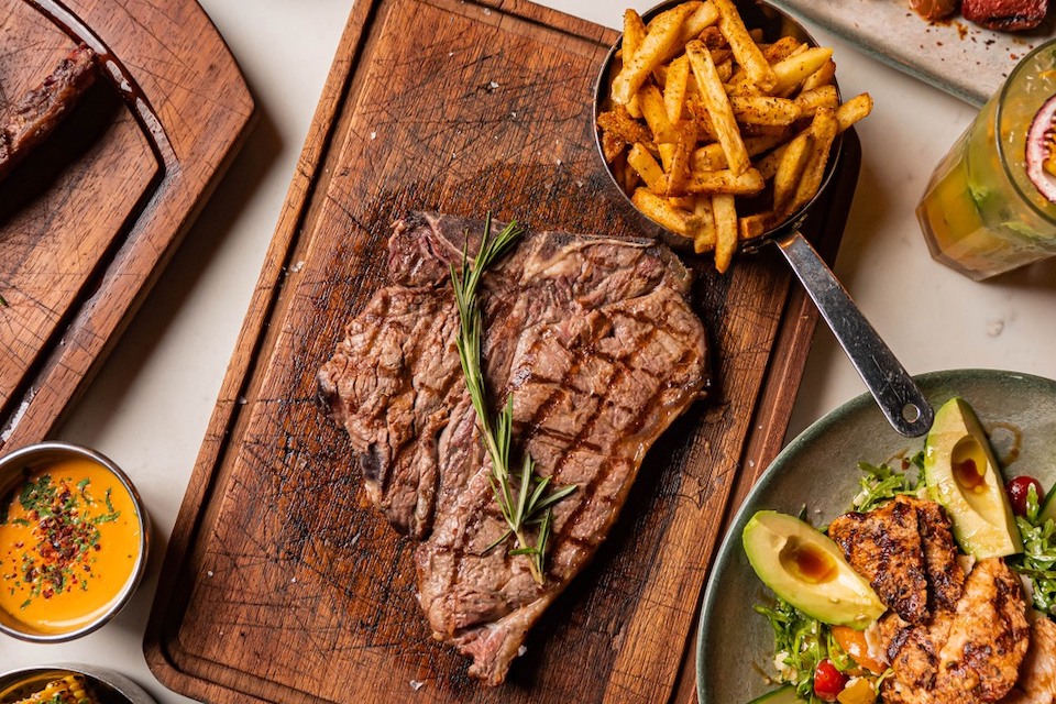 Etci Mehmet steak and sides