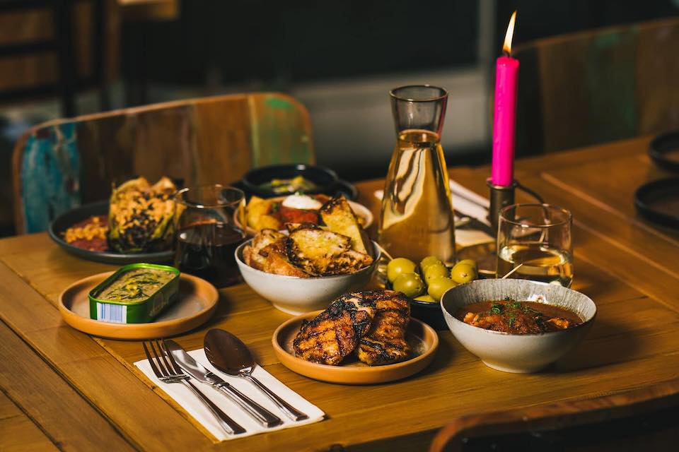 Tasca Frango small plates