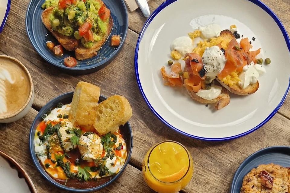 breakfast plates, Stuzzi Ilkley Tap