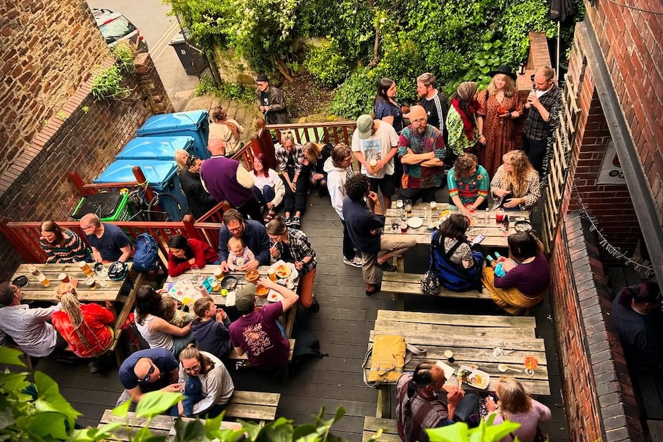 Hallamshire House Beer Garden Sheffield Pubs