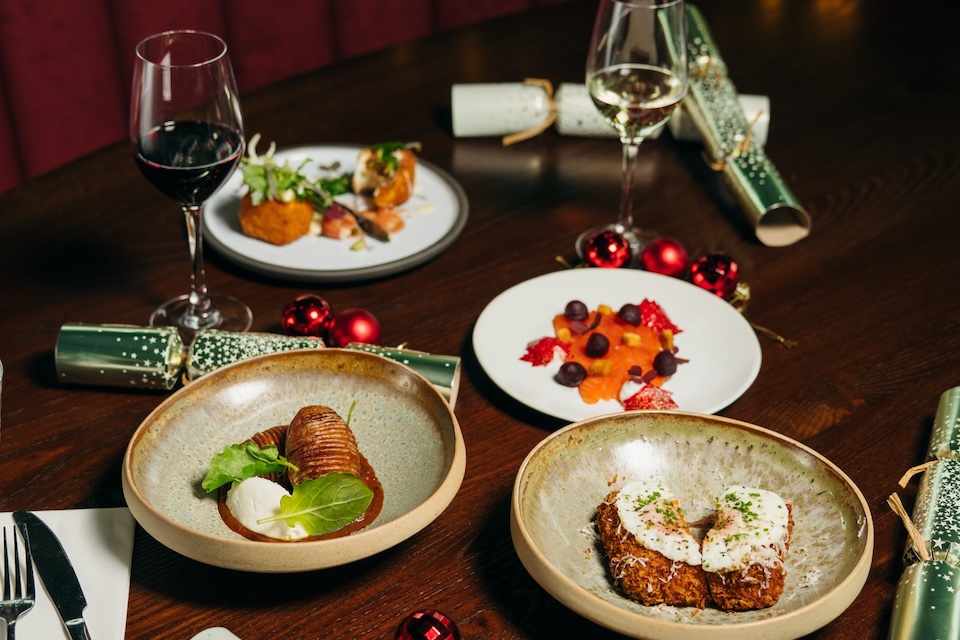 CrowdedHouse christmas launch