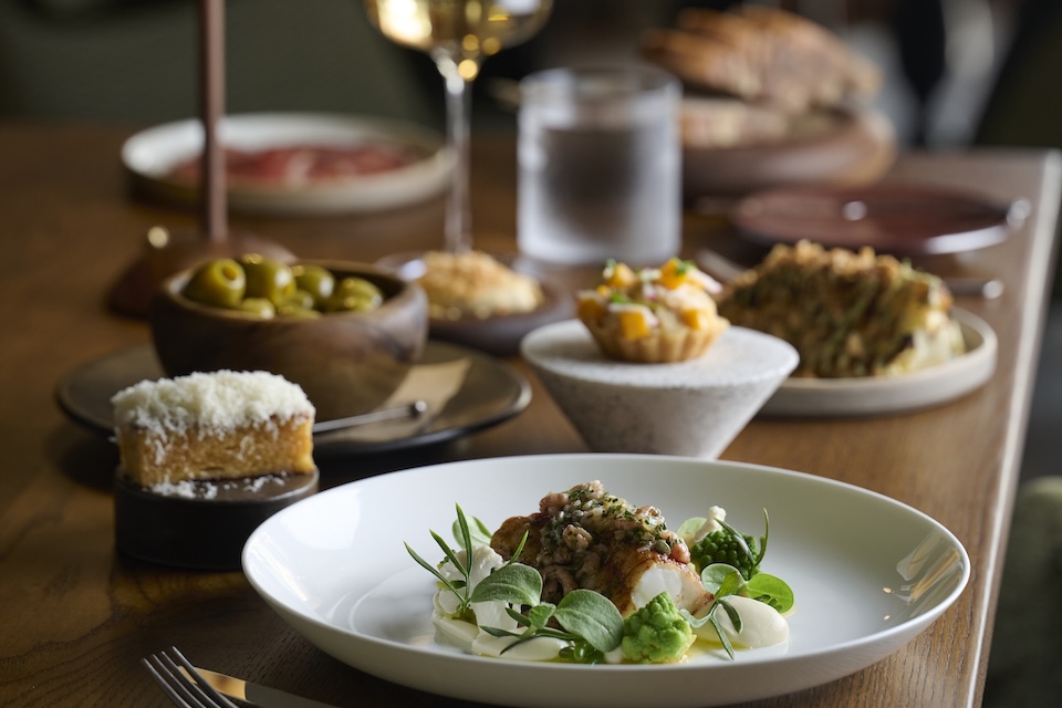 Manor House Lindley Dishes