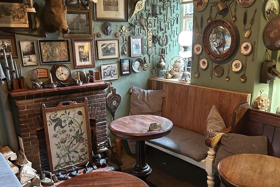 Falcon Inn interior, best pubs in the Yorkshire Dales 