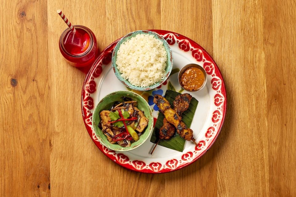 Rosa's Thai 3 piece lunch menu - kids eat free