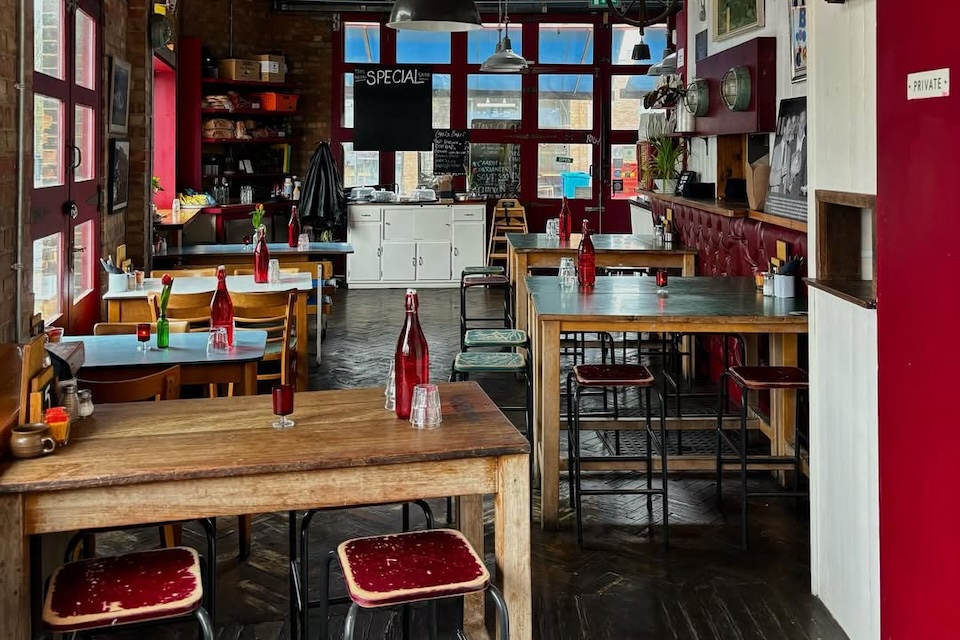 Thieving Harrys, cafes in Hull