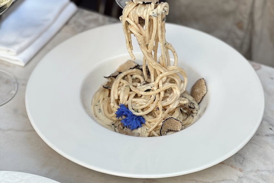Lucia, Italian restaurants in Hull, pasta dish 