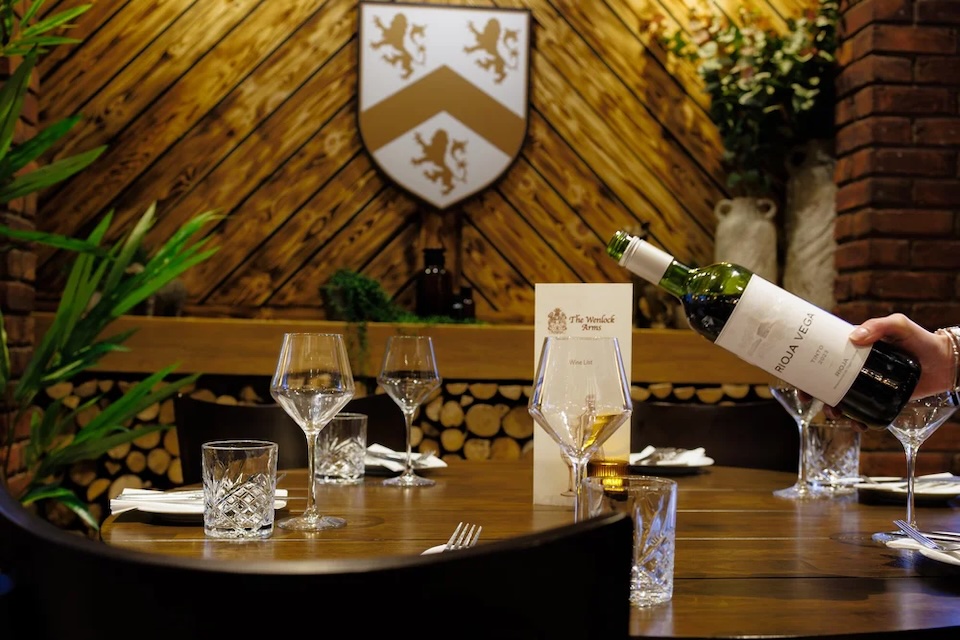 Wine pouring, wenlock arms